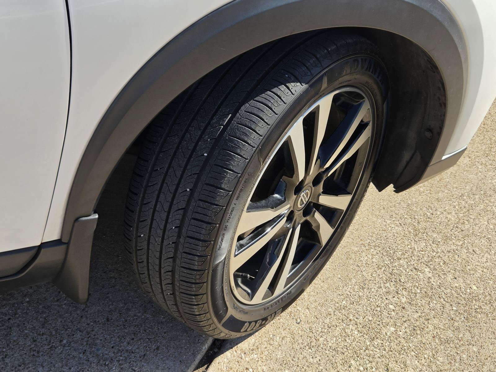 Used 2020 Nissan Kicks SV FWD image 6