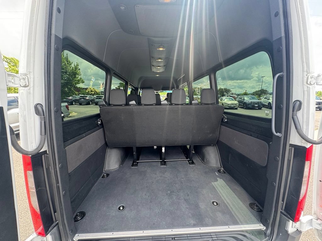 Used 2025 Mercedes-Benz Sprinter 2500 image 7