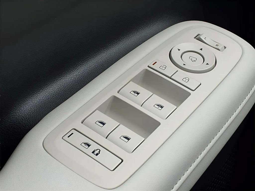 New 2026 Hyundai Santa Fe Limited image 13