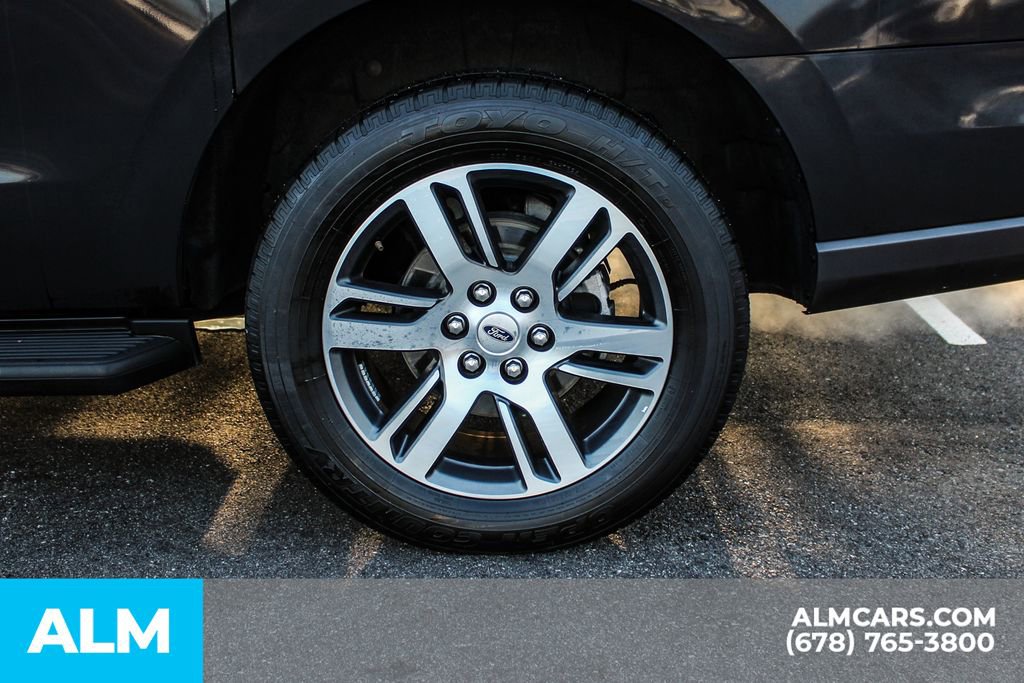 Used 2024 Ford Expedition Max Limited RWD image 16
