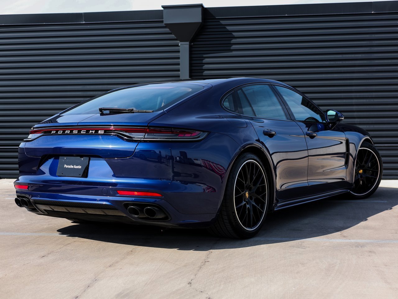 Certified 2022 Porsche Panamera Turbo S image 7
