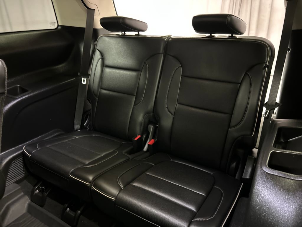 Used 2023 GMC Acadia Denali w/ Denali Ultimate Package image 25