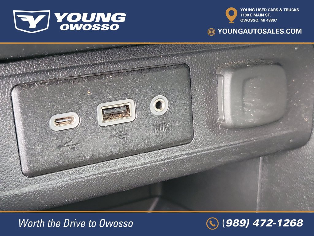 Used 2023 Buick Encore GX Select AWD/4WD image 20