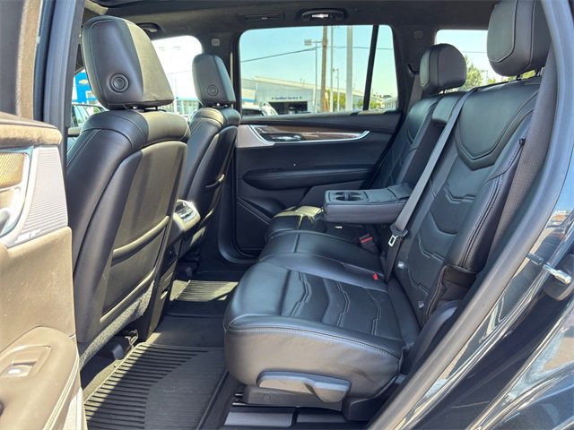 Used 2021 Cadillac XT6 Premium Luxury w/ Platinum Package image 29