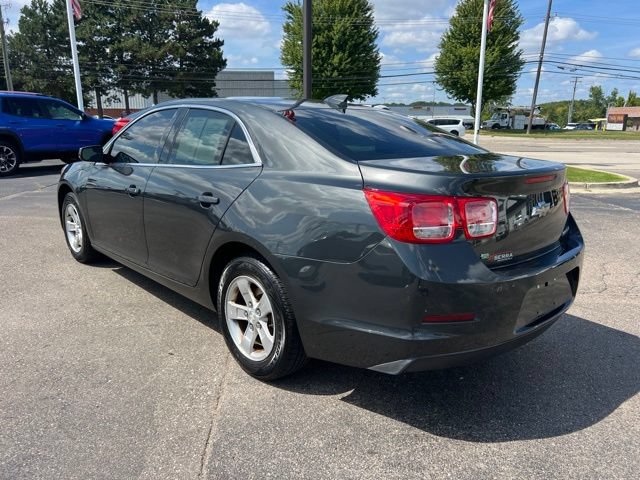 Used 2016 Chevrolet Malibu LT FWD image 7