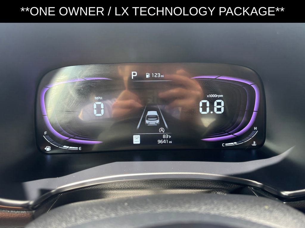 Used 2025 Kia Soul LX w/ LX Technology Package FWD image 10