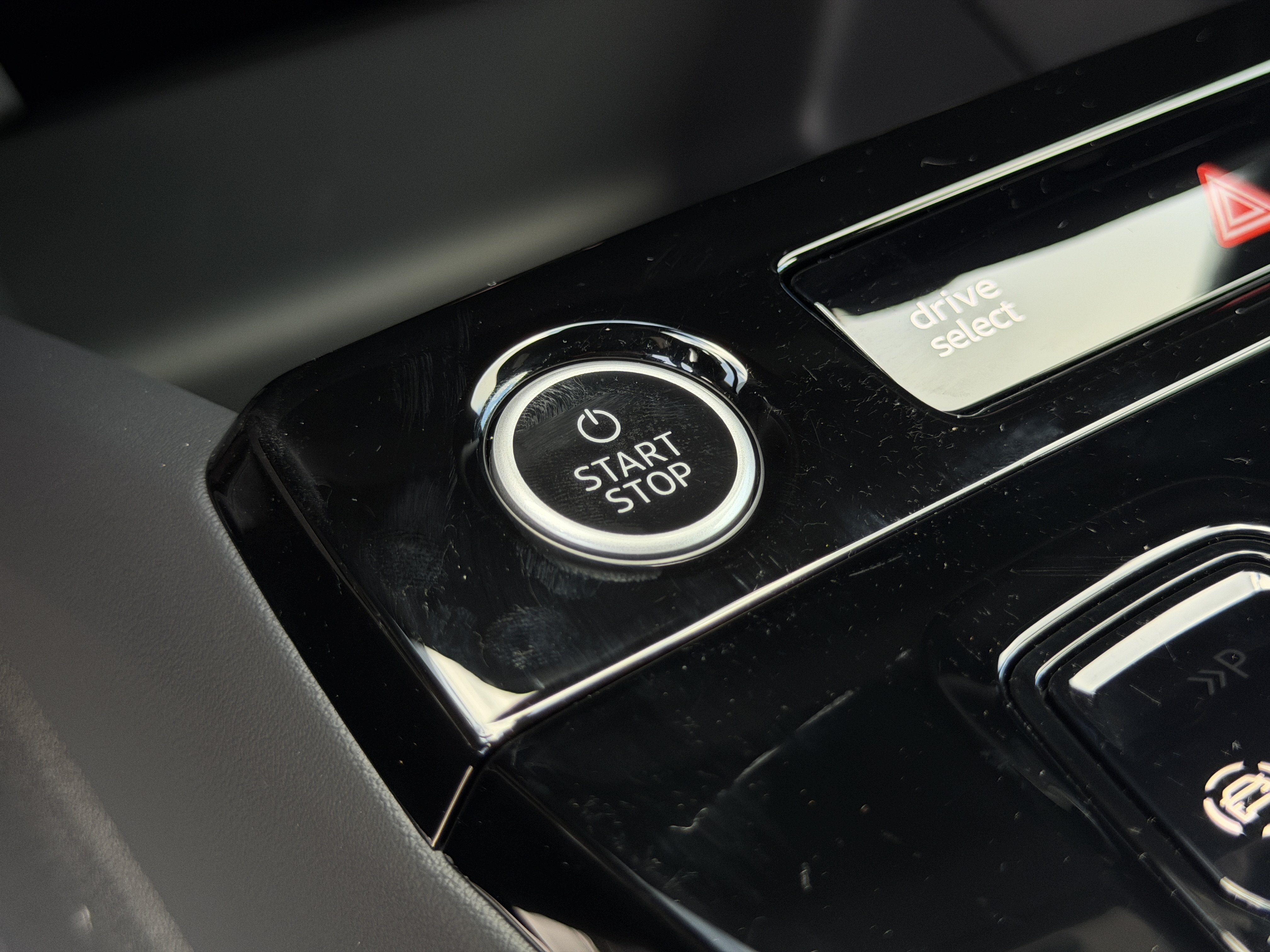 New 2027 Audi Q6 e-tron Premium Plus AWD/4WD image 29