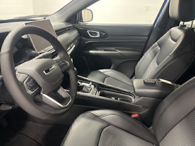 New 2026 Jeep Compass Latitude AWD/4WD image 10