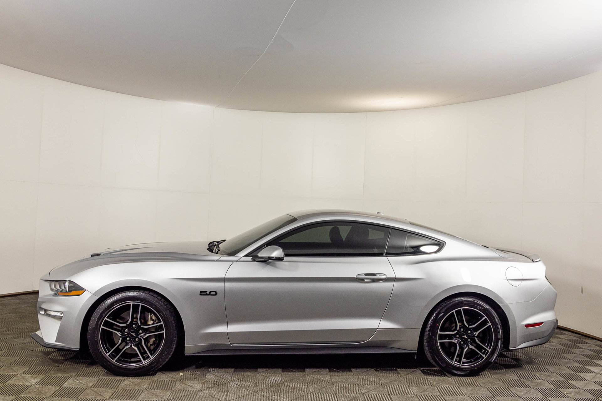 Used 2019 Ford Mustang GT Premium RWD image 21