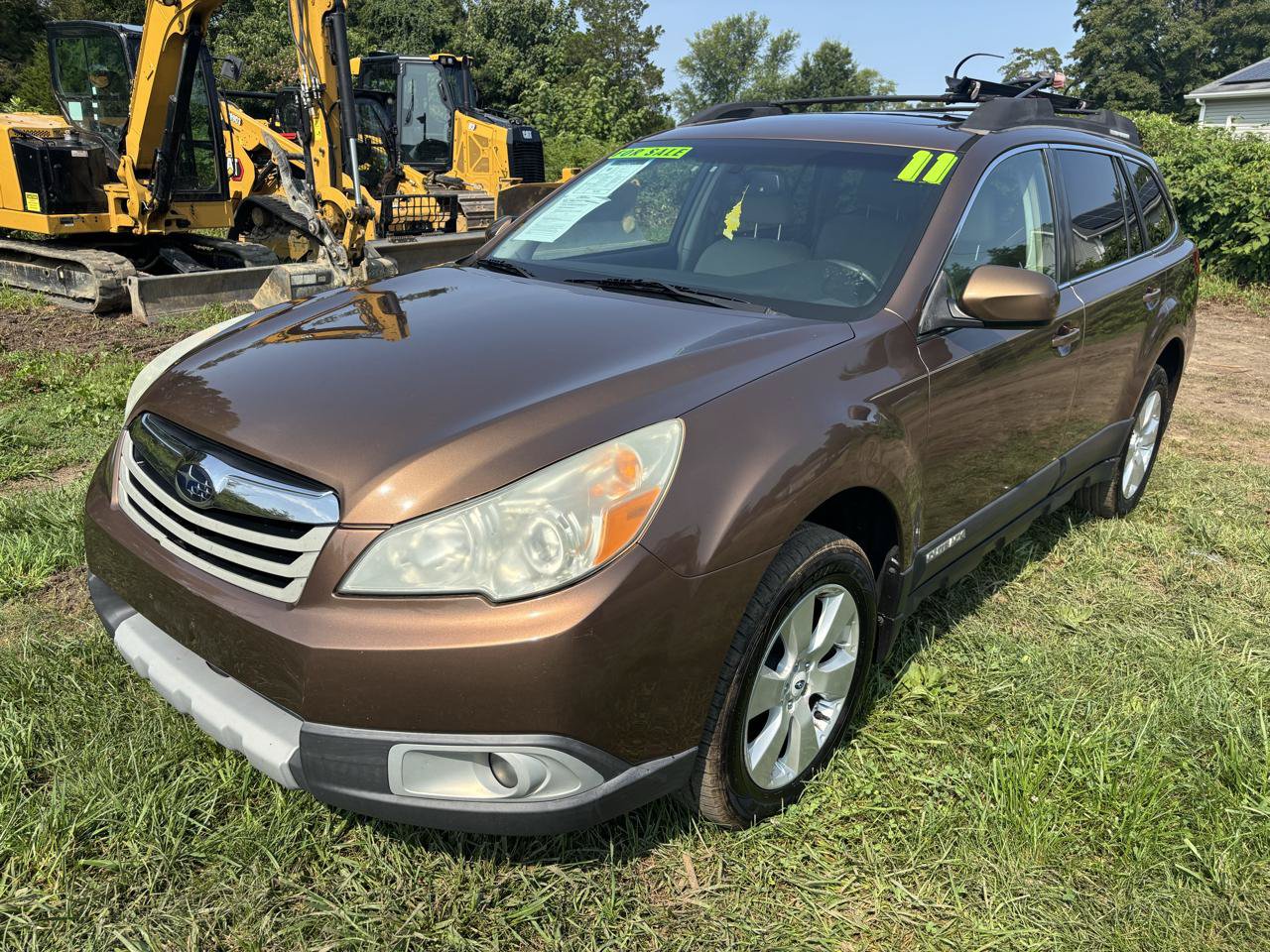 Used 2011 Subaru Outback 2.5i Limited AWD/4WD image 1