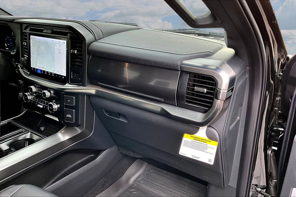 Used 2025 Ford F150 Lariat w/ Equipment Group 502A High image 28