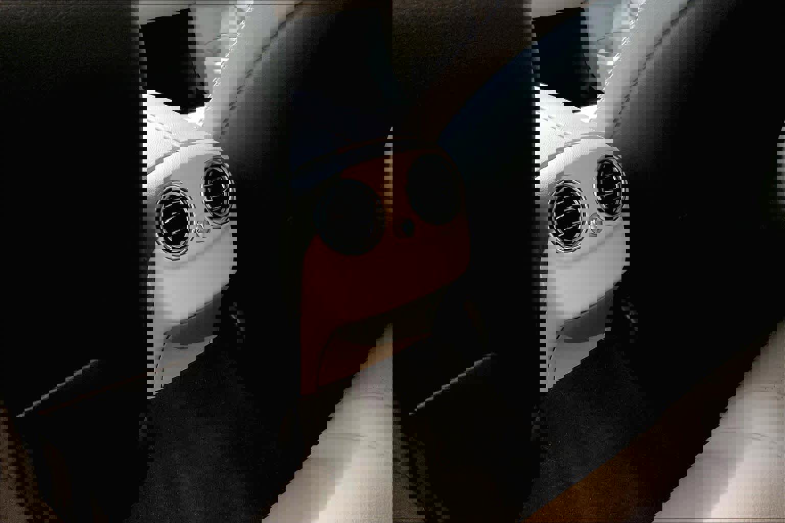 Used 2018 Mercedes-Benz C 300 Sedan image 33