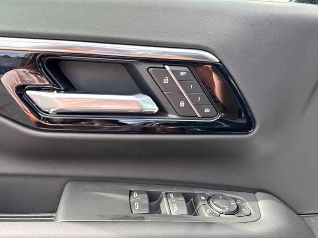 New 2026 Chevrolet Suburban RST image 24