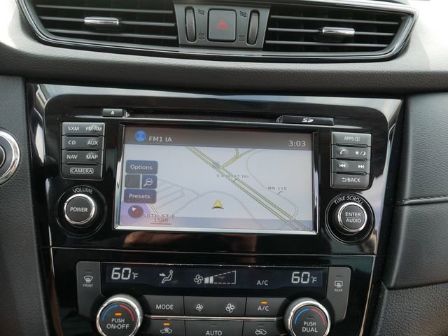 Used 2017 Nissan Rogue SV image 28