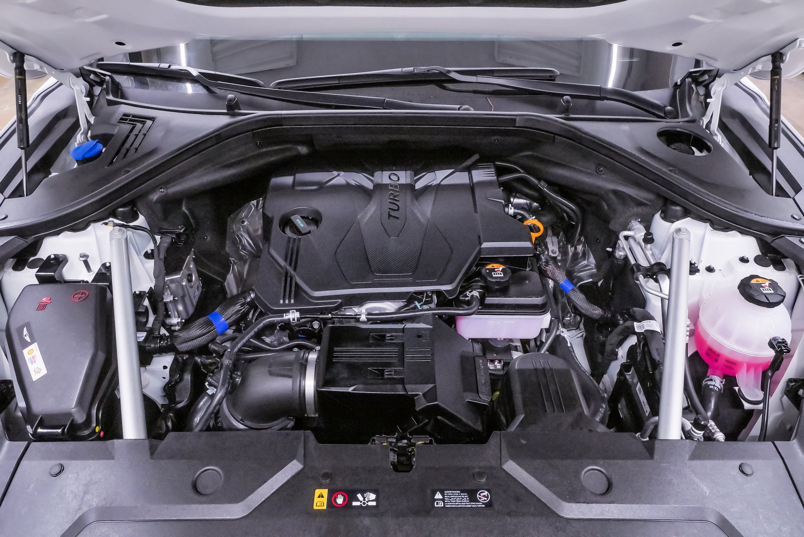 Certified 2026 Genesis GV70 2.5T Advanced image 22