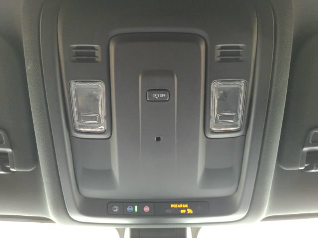 Used 2021 Chevrolet Suburban LS RWD image 49