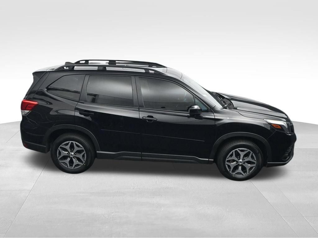 Used 2024 Subaru Forester Premium AWD/4WD image 31