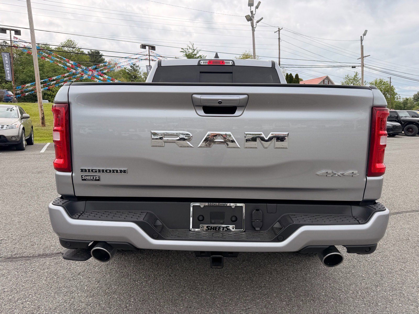 Used 2025 RAM 1500 Big Horn AWD/4WD image 6