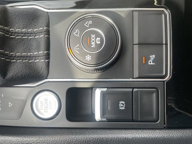 Certified 2023 Volkswagen Atlas SE w/ Panoramic Sunroof Package image 27