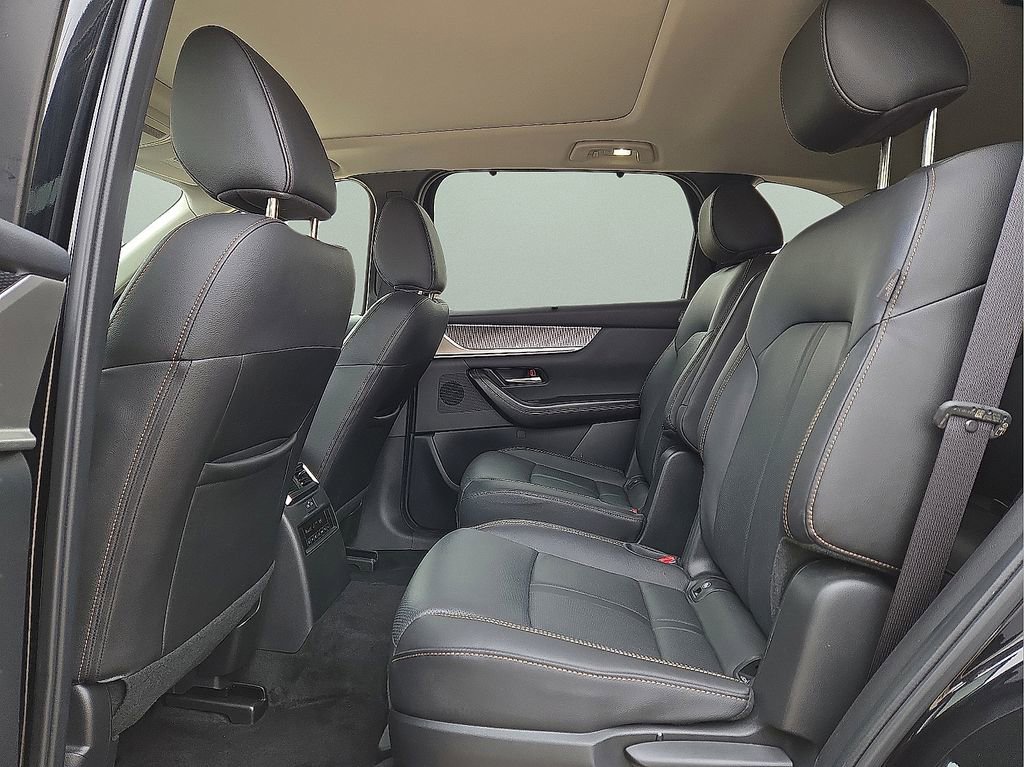 Used 2025 MAZDA CX-90 3.3 Turbo w/ Premium Sport Pkg image 17