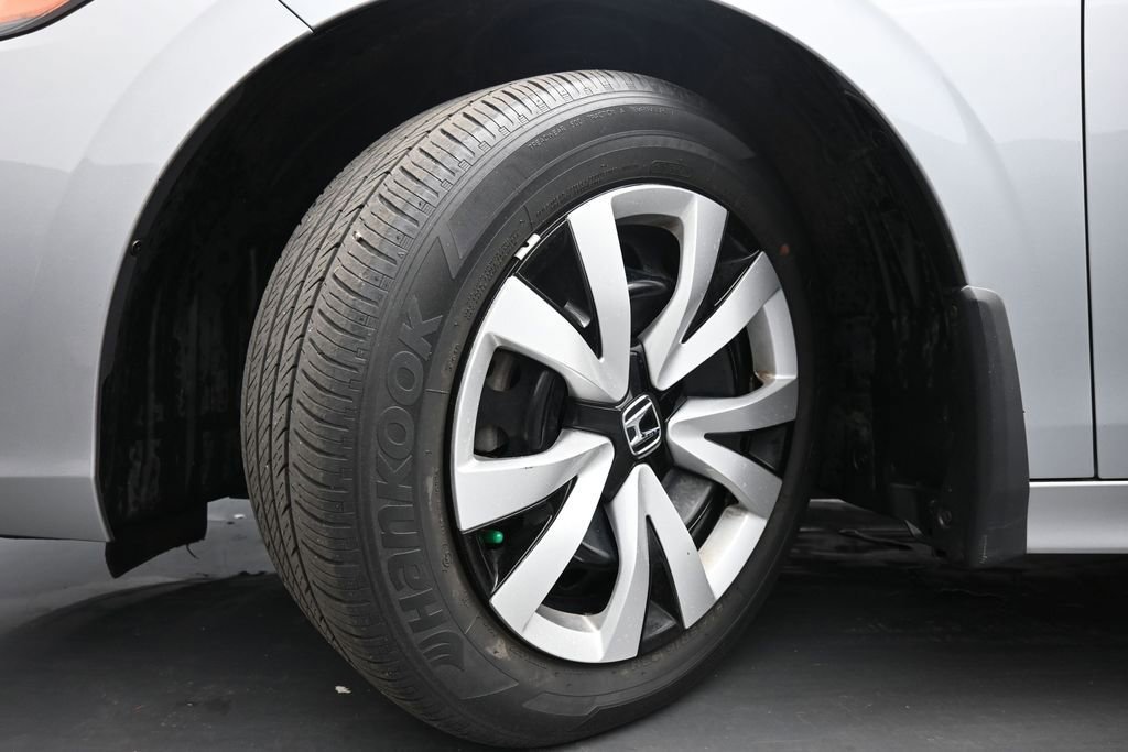 Used 2023 Honda Civic LX image 42