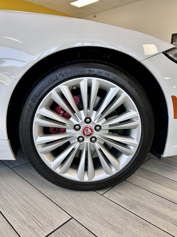 Used 2012 Jaguar XK Convertible RWD image 18