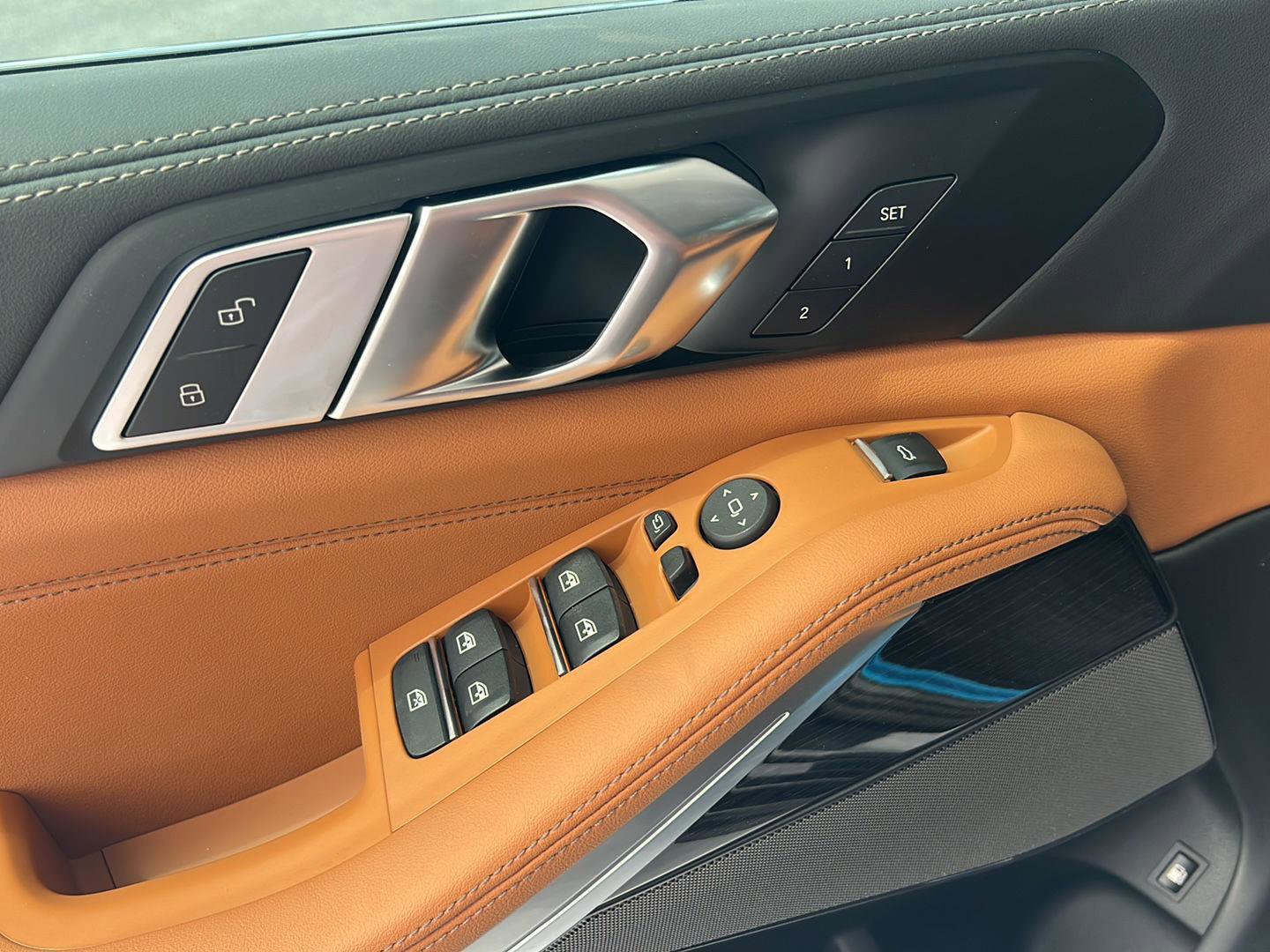 New 2026 BMW X5 xDrive50e image 31