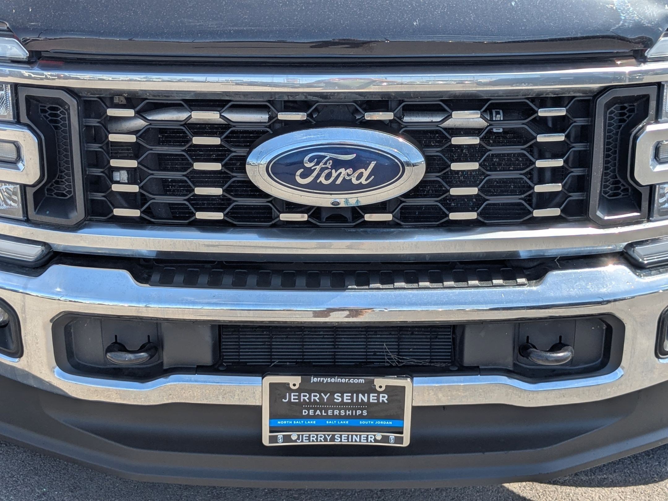 Used 2023 Ford F450 Lariat w/ FX4 Off-Road Package AWD/4WD image 9