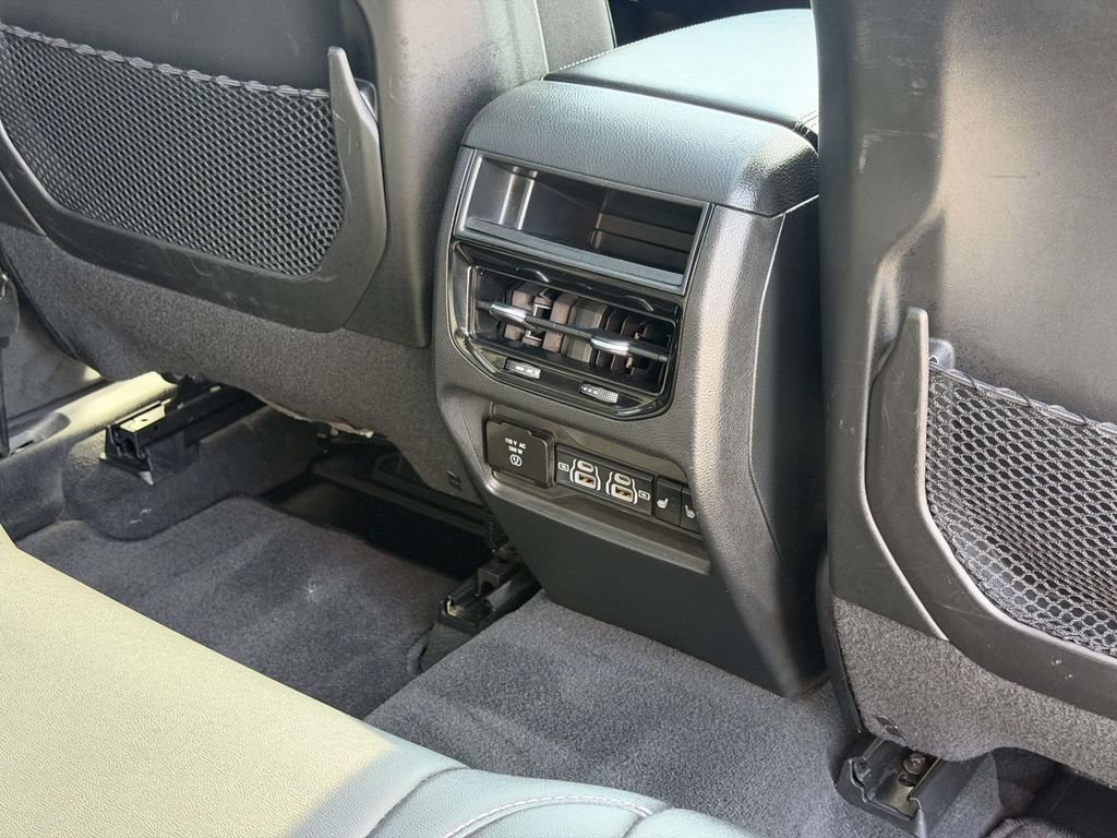 Used 2023 Jeep Grand Cherokee Limited w/ Luxury Tech Group II AWD/4WD image 26