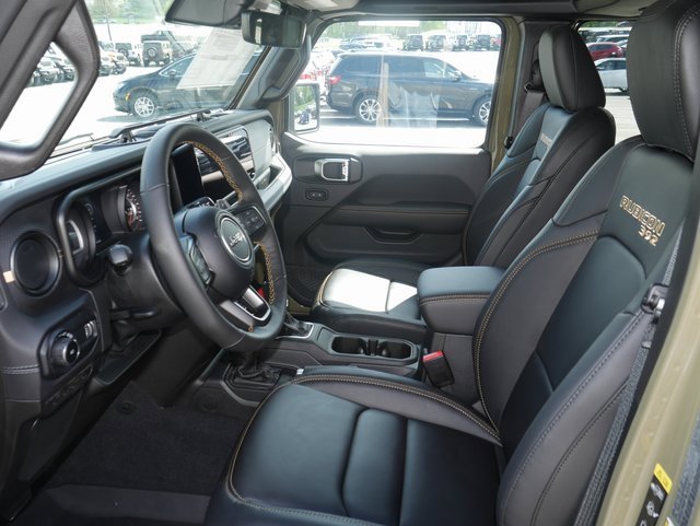 New 2025 Jeep Wrangler Unlimited Rubicon 392 image 2