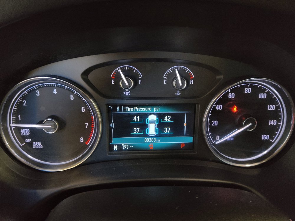 Used 2018 Buick Enclave Premium w/ Experience Buick Package FWD image 23