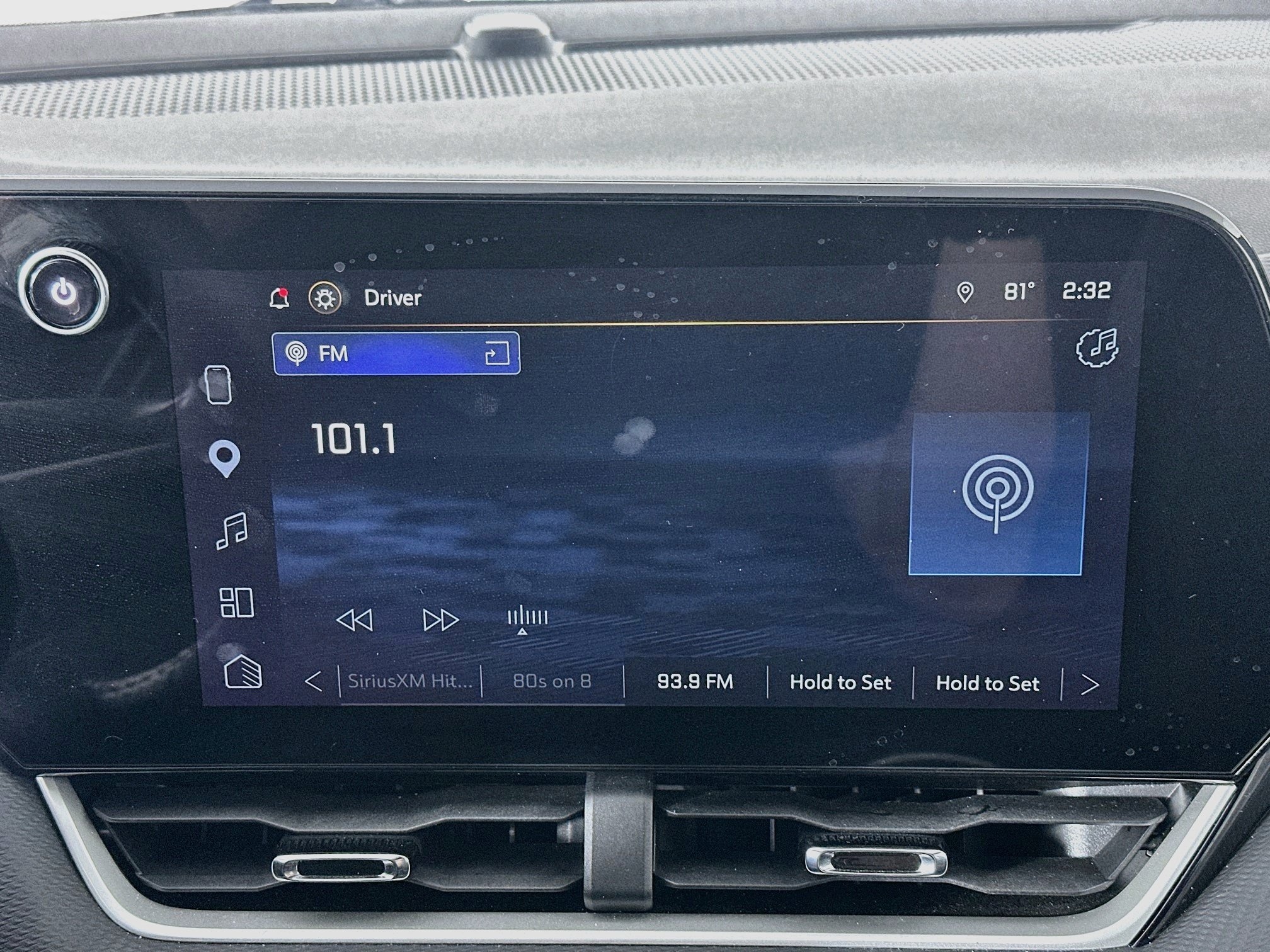 Used 2025 Chevrolet Equinox LT w/ Convenience Package II FWD image 21