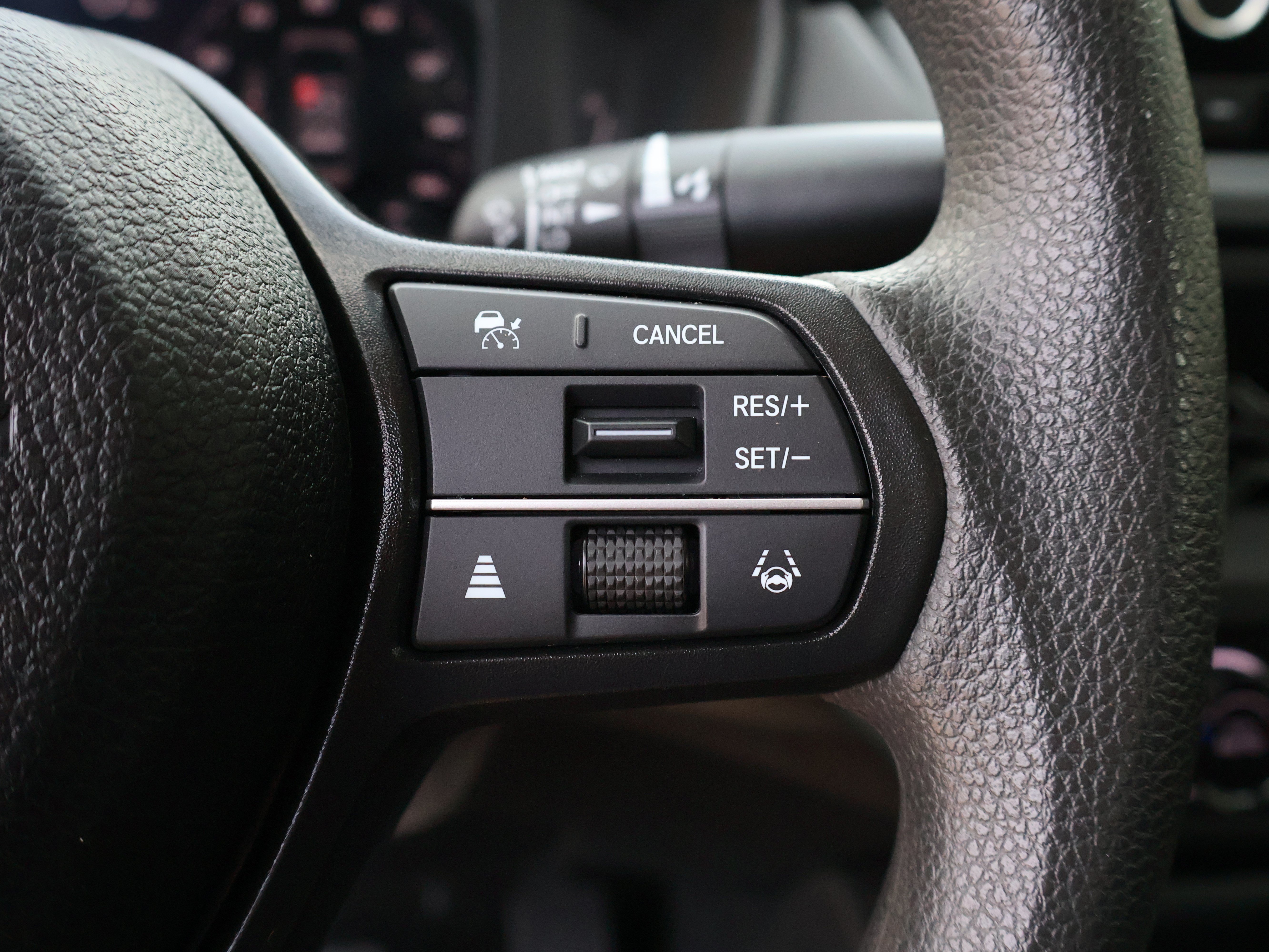 Used 2025 Honda Accord LX image 39
