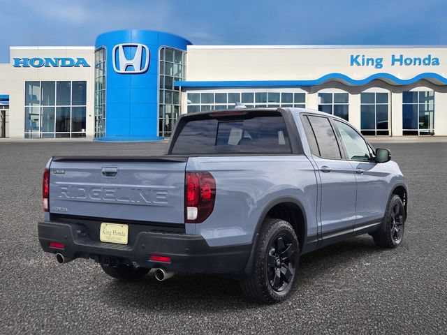 Used 2025 Honda Ridgeline Black Edition image 7