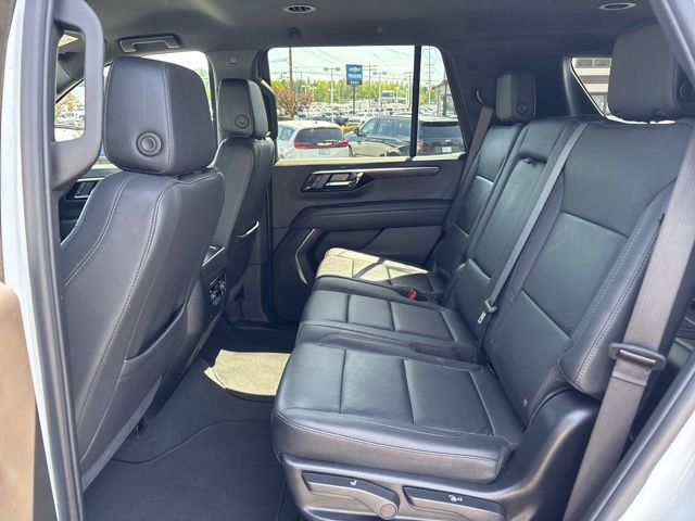 Used 2025 Chevrolet Tahoe LT AWD/4WD image 13