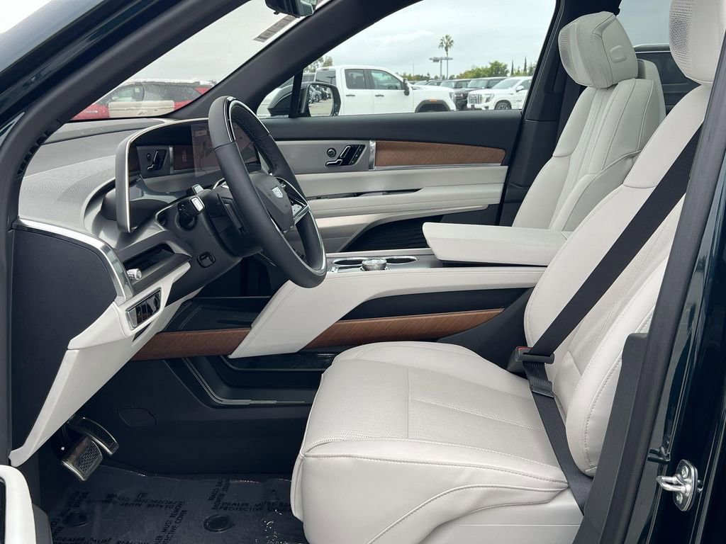 New 2026 Cadillac Vistiq Luxury image 25