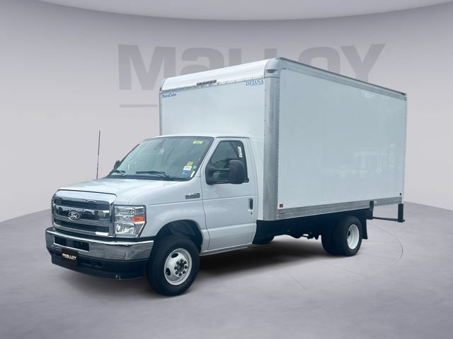 New 2027 Ford E-350 and Econoline 350 Super Duty w/ Power Equipment Group RWD image 1