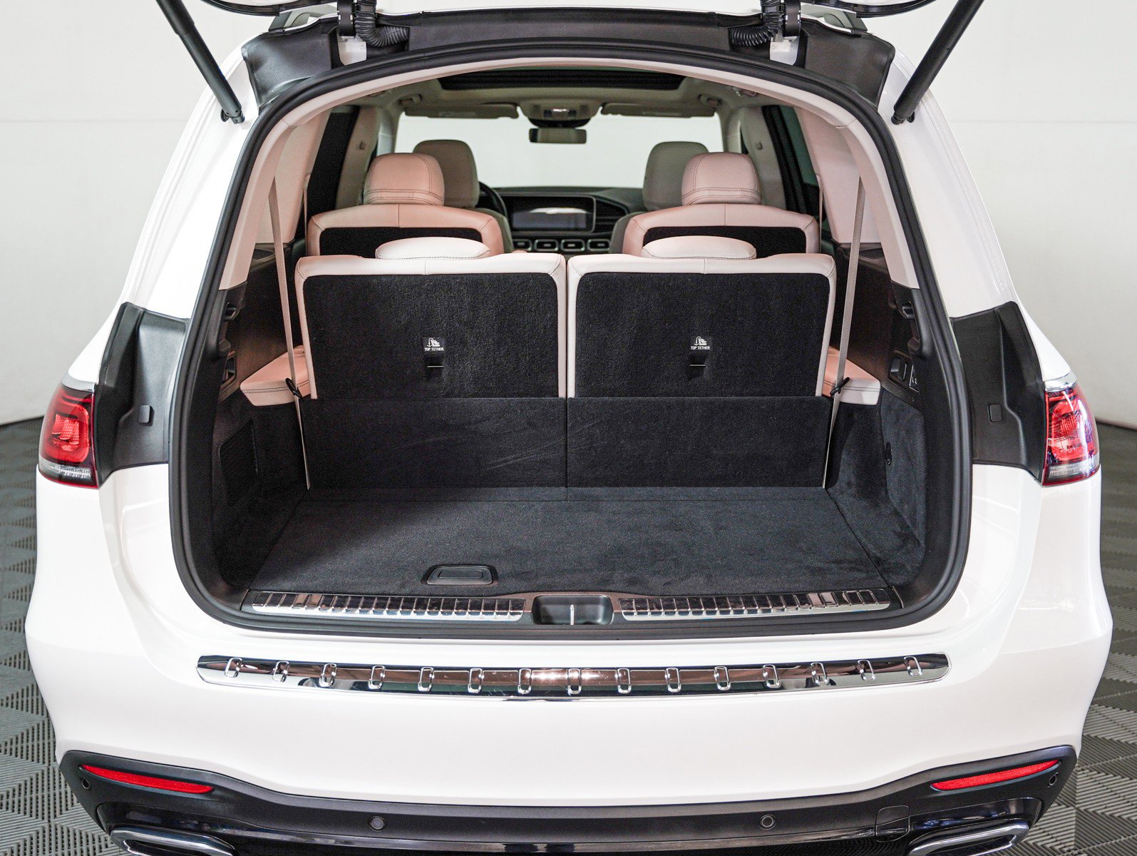 Certified 2022 Mercedes-Benz GLS 450 4MATIC image 5