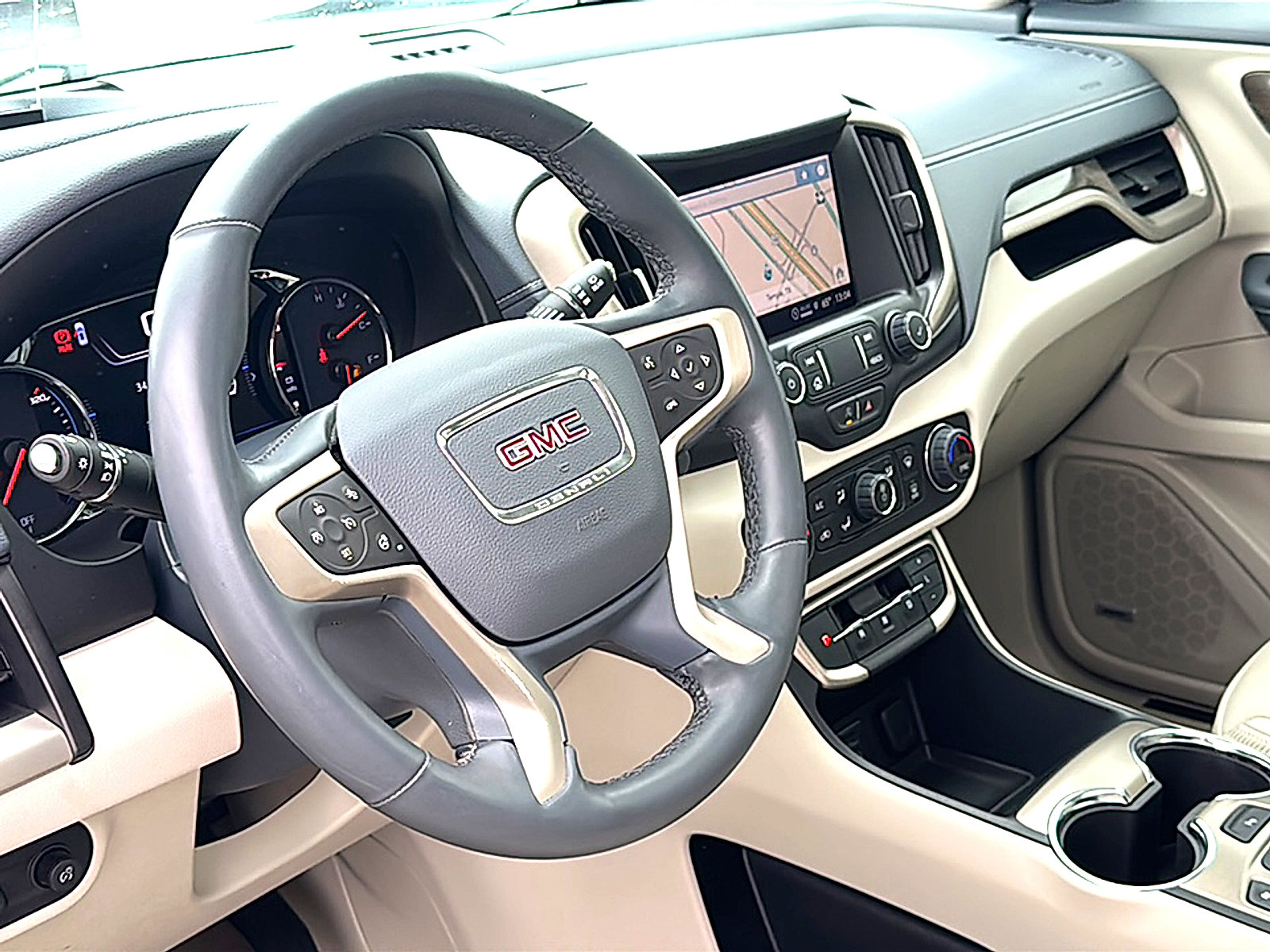 Used 2023 GMC Terrain Denali AWD/4WD image 12