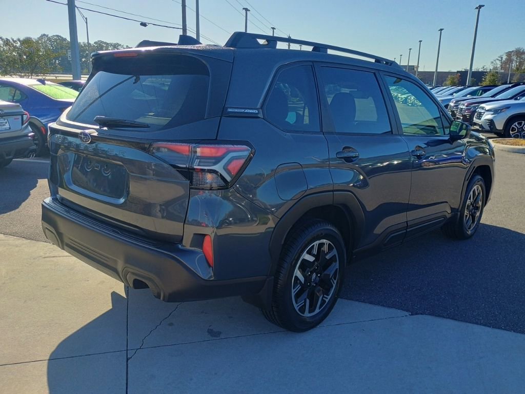 Certified 2025 Subaru Forester Premium image 5