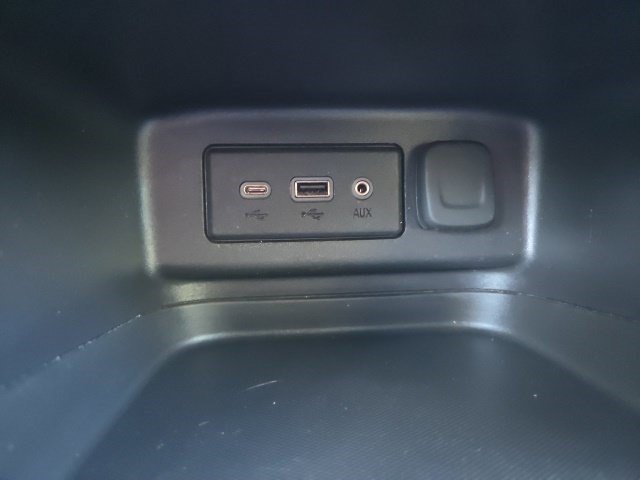 Used 2024 Chevrolet Equinox LS w/ LS Convenience Package AWD/4WD image 33