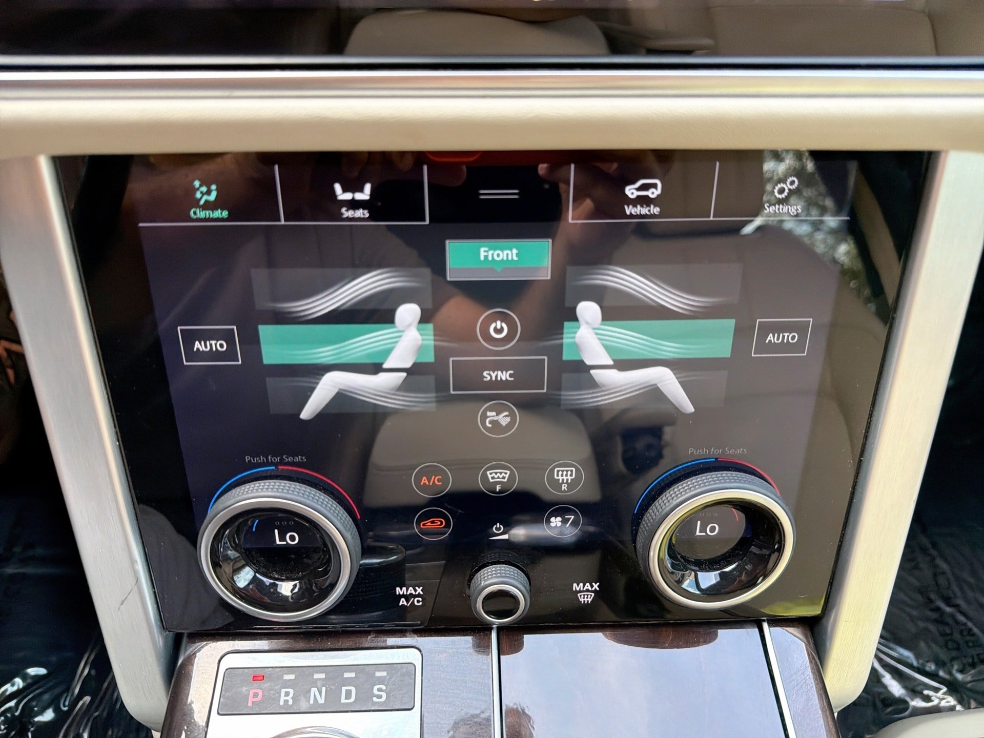 Used 2020 Land Rover Range Rover HSE AWD/4WD image 17