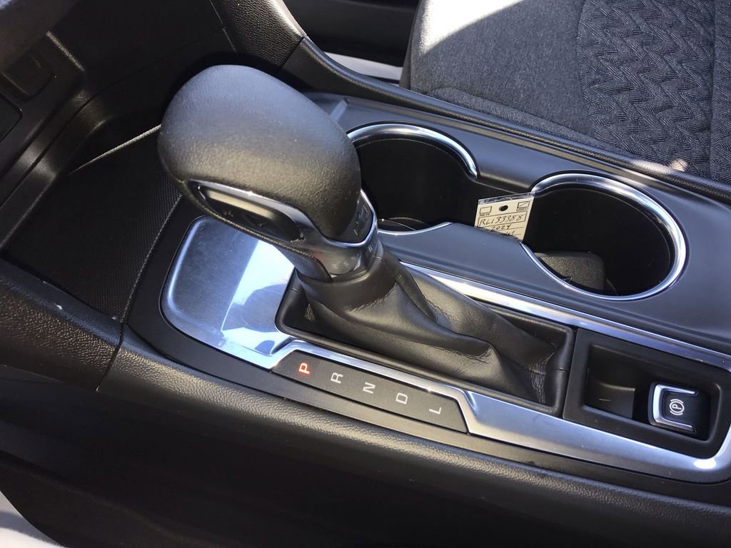 Used 2024 Chevrolet Equinox LT FWD image 19