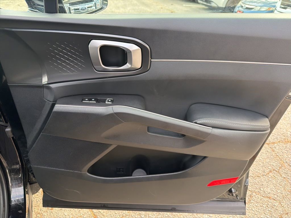 Certified 2025 Kia Sorento S w/ Panoramic Sunroof Package FWD image 28