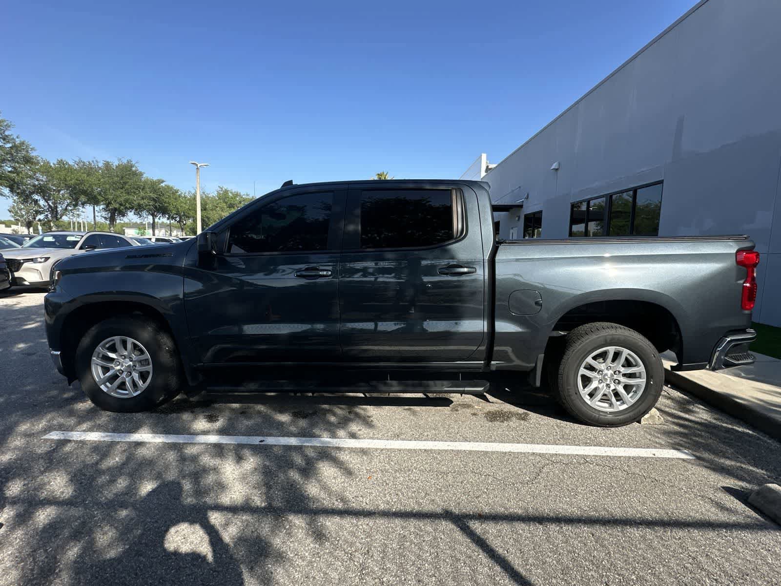 Used 2019 Chevrolet Silverado 1500 LT w/ All-Star Edition RWD image 5