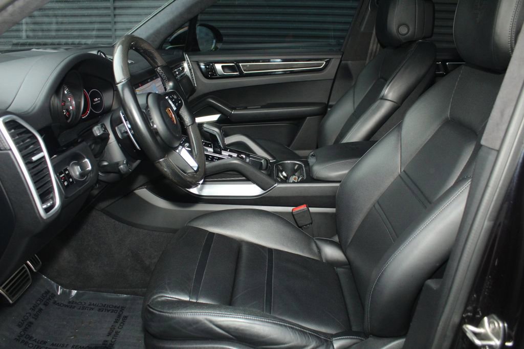 Used 2019 Porsche Cayenne Turbo AWD/4WD image 5