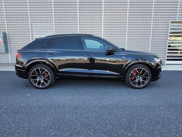 Used 2022 Audi Q8 Prestige AWD/4WD image 4