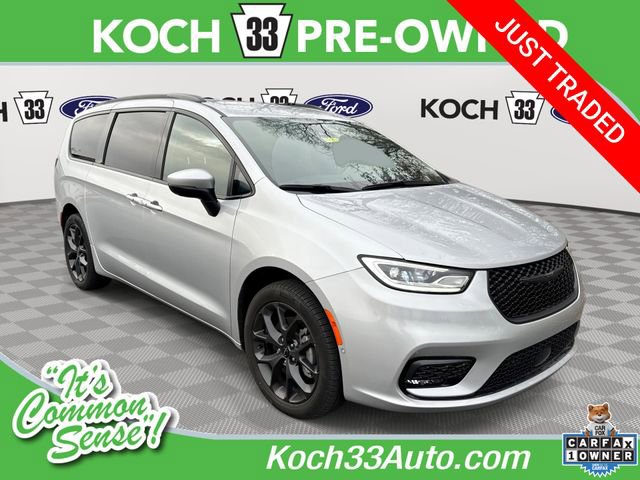 Used 2023 Chrysler Pacifica Touring-L w/ S Appearance Package