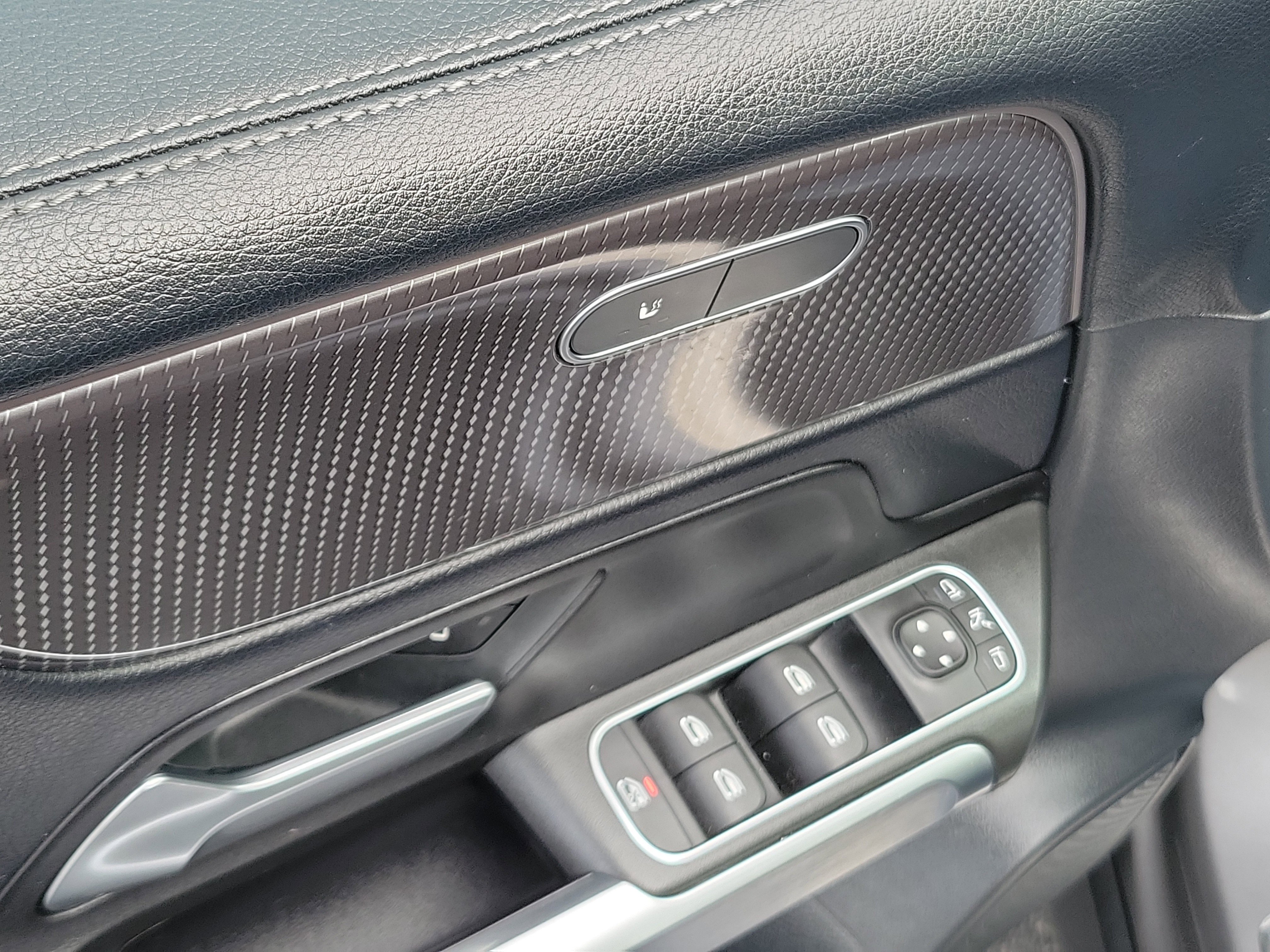 Used 2022 Mercedes-Benz GLB 250 4MATIC image 20