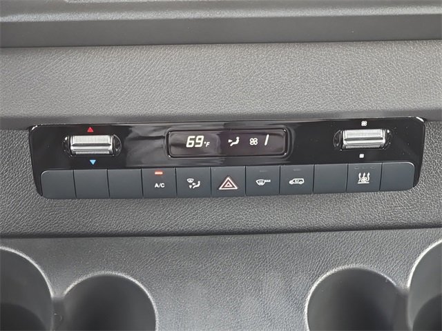 New 2024 Mercedes-Benz eSprinter 170 Cargo image 18